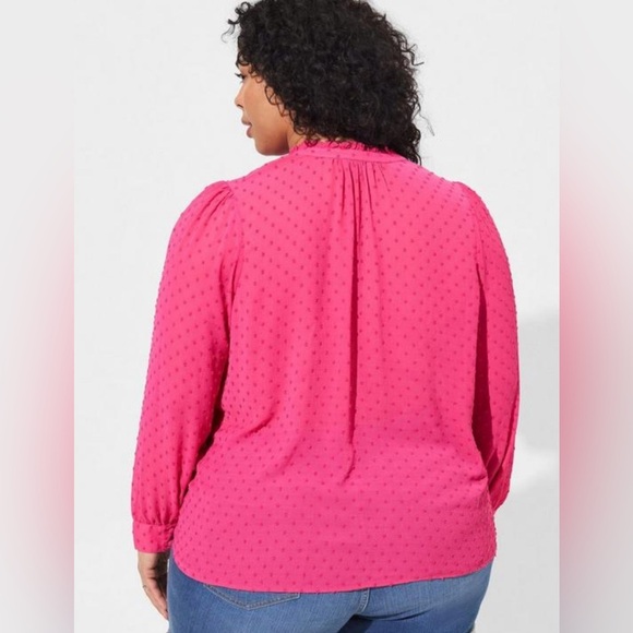 Torrid Chiffon Clip Dot Ruffle Neck Tie Front Top - Picture 4 of 10